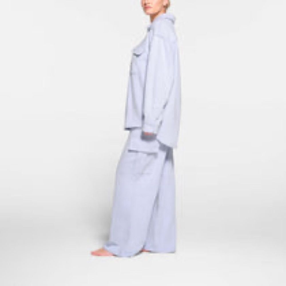 SKIMS Light Blue Long Sleeve Jacket - Picture 5 of 8